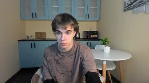 Snapshot of davebevy chatting on June 24, 2026, 7:57 pm Dave online show from June 24, 2026, 7:57 pm