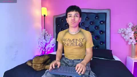 davel_svetla online show from November 11, 2025, 1:22 pm