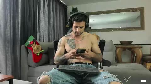 Daves online show from December 5, 2025, 2:58 pm