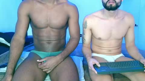 Snapshot of davgostoso chatting on June 4, 2026, 12:33 pm Dave y Salvatore online show from June 4, 2026, 12:33 pm