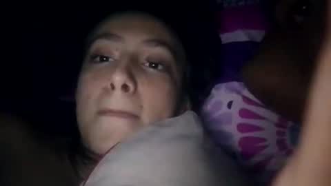 Snapshot of david_20041976 chatting on December 14, 2024, 2:45 am david_20041976 online show from December 14, 2024, 2:45 am