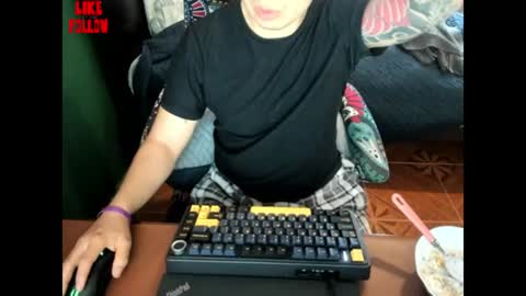 Snapshot of david_2789 chatting on July 19, 2026, 4:33 pm David online show from July 19, 2026, 4:33 pm