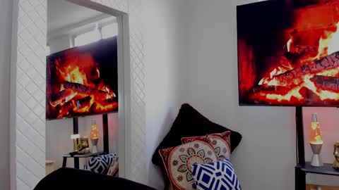 Hey im David that loves to explore and speak their fantasies. Very open talktative and nice. Feel free to chat with me online show from January 11, 2025, 3:31 pm