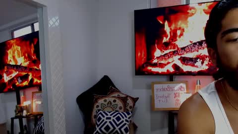 Hey im David that loves to explore and speak their fantasies. Very open talktative and nice. Feel free to chat with me online show from January 12, 2025, 10:54 pm