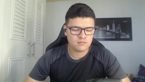 Snapshot of david_smit_ chatting on January 30, 2025, 2:58 pm david smit online show from January 30, 2025, 2:58 pm