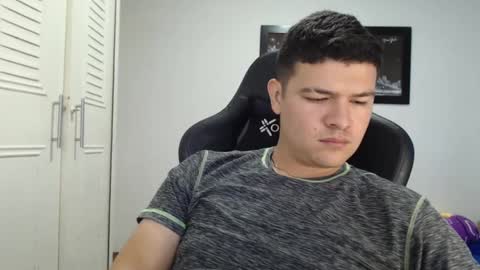 Snapshot of david_smit_ chatting on February 11, 2025, 4:46 pm david smit online show from February 11, 2025, 4:46 pm