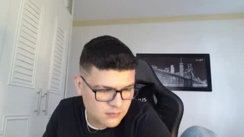 Snapshot of david_smit_ chatting on February 15, 2025, 6:44 pm david smit online show from February 15, 2025, 6:44 pm