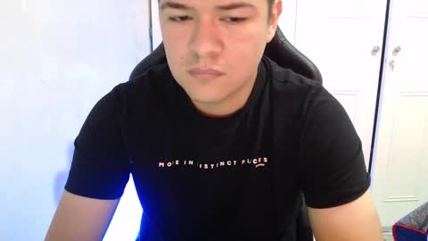 Snapshot of david_smit_ chatting on September 21, 2025, 6:31 pm david smit online show from September 21, 2025, 6:31 pm