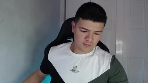 Snapshot of david_smit_ chatting on September 28, 2025, 3:50 pm david smit online show from September 28, 2025, 3:50 pm