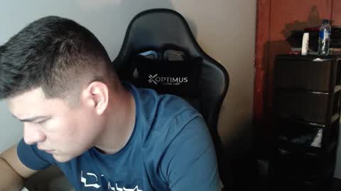 Snapshot of david_smit_ chatting on January 13, 2026, 12:16 am david smit online show from January 13, 2026, 12:16 am