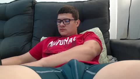 Snapshot of david_smit_ chatting on June 7, 2026, 6:00 pm david smit online show from June 7, 2026, 6:00 pm