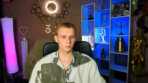 David online show from November 24, 2025, 8:08 pm