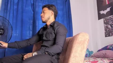 Snapshot of davide_daniels chatting on September 12, 2025, 12:05 pm Davide online show from September 12, 2025, 12:05 pm