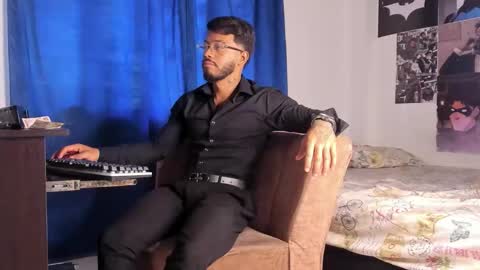 Snapshot of davide_daniels chatting on February 26, 2026, 7:24 pm Davide online show from February 26, 2026, 7:24 pm