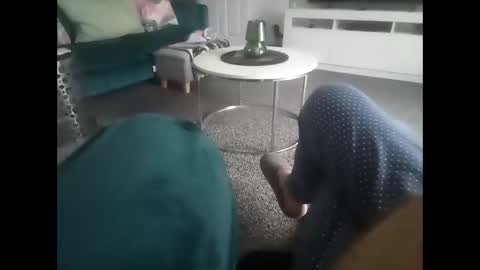 davidf75 online show from November 7, 2025, 9:09 am