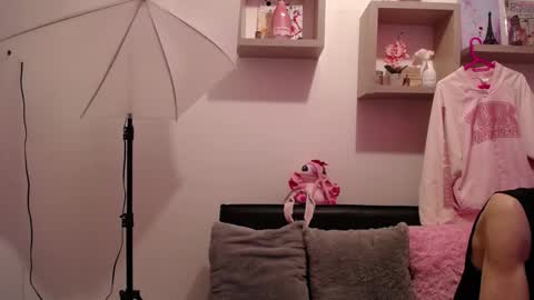 Snapshot of davidhumbee chatting on January 19, 2026, 1:42 am David Lucky 13 online show from January 19, 2026, 1:42 am