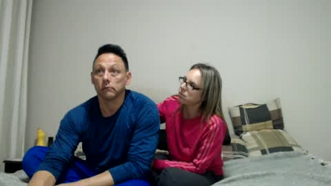 Snapshot of davidstong_cam chatting on June 18, 2026, 6:56 pm Davidstrong cam online show from June 18, 2026, 6:56 pm