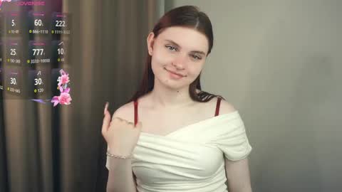 Snapshot of davinagreengo chatting on May 31, 2026, 10:44 pm Louise online show from May 31, 2026, 10:44 pm