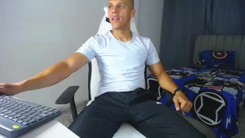 David Angel online show from February 20, 2025, 4:07 am