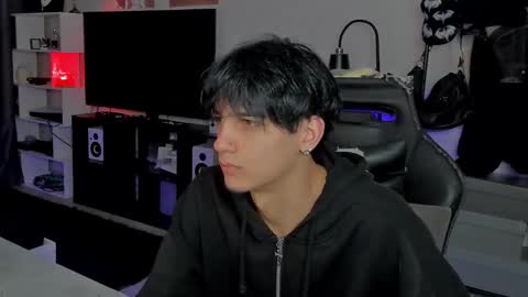 davis online show from February 2, 2026, 6:23 am