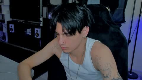 davis online show from March 29, 2026, 7:58 pm