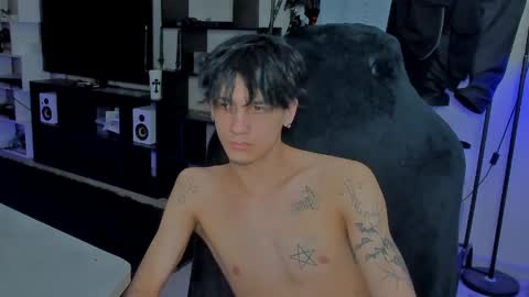 davis online show from April 10, 2026, 6:12 pm