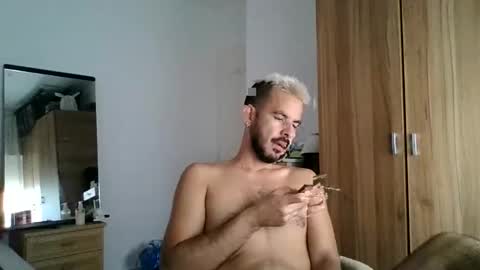 davomagno online show from September 28, 2025, 3:06 pm