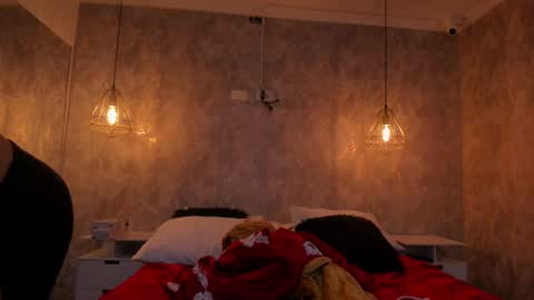 DAWA ANGELS online show from September 14, 2025, 2:38 pm