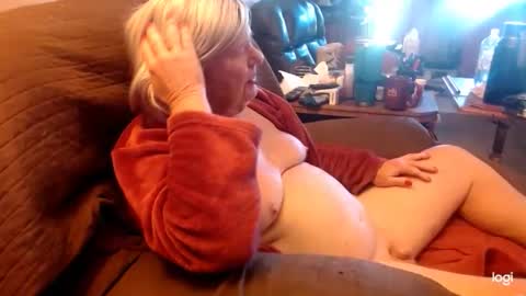 dawndoesall online show from November 2, 2025, 5:37 pm