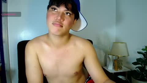Dawsonhansleyxx  online show from April 27, 2026, 9:35 pm