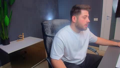 DaxGreer online show from March 31, 2026, 4:24 am