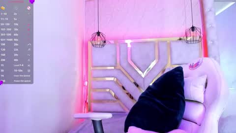 dayana_harlow2 online show from October 31, 2025, 8:21 pm