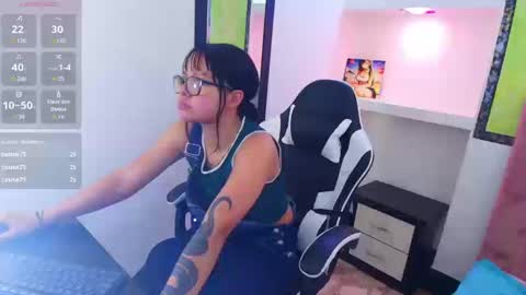 Snapshot of dayo_evans chatting on September 30, 2025, 4:12 pm Dayo online show from September 30, 2025, 4:12 pm