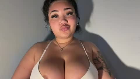 Snapshot of dayqueen1 chatting on August 6, 2026, 11:56 am dayqueen1 online show from August 6, 2026, 11:56 am