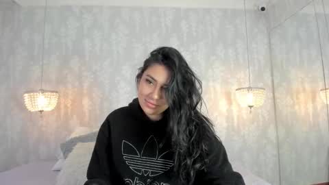 DAYRA ANGELS online show from September 10, 2025, 5:35 pm