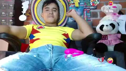 dayro_dduran online show from July 3, 2026, 7:53 pm