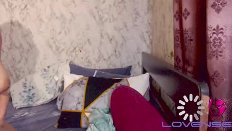 daze2love online show from January 12, 2025, 12:39 am