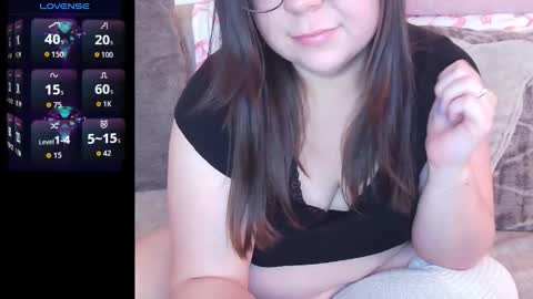 Dazeddesty  online show from March 9, 2026, 6:23 pm