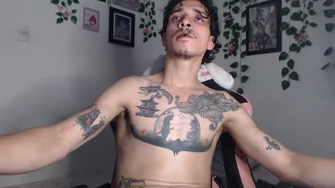 dazzayy online show from December 6, 2024, 12:34 am