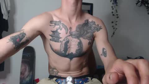 dazzayy online show from May 25, 2026, 11:55 pm