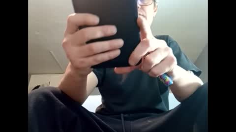 Dazzill online show from January 12, 2025, 9:51 pm