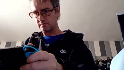 Dazzill online show from January 15, 2025, 12:04 pm