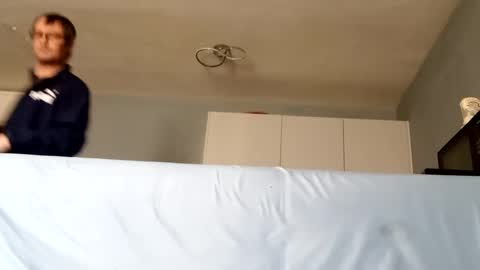 Dazzill online show from January 25, 2025, 1:30 pm