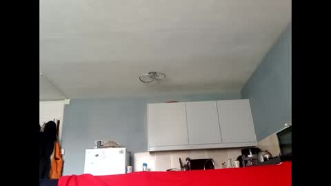 Dazzill online show from February 2, 2025, 2:34 pm