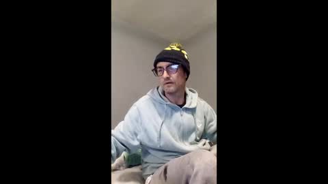 Dazzill online show from March 8, 2026, 4:33 pm