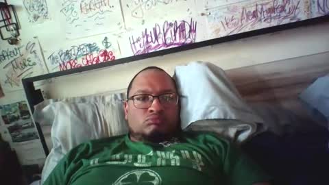 dbeamon92 online show from April 17, 2026, 1:36 pm