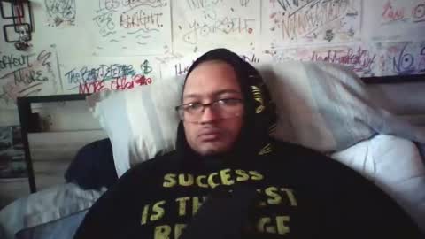 dbeamon92 online show from April 20, 2026, 12:08 pm