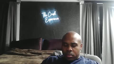 DCrush online show from December 18, 2024, 7:36 am