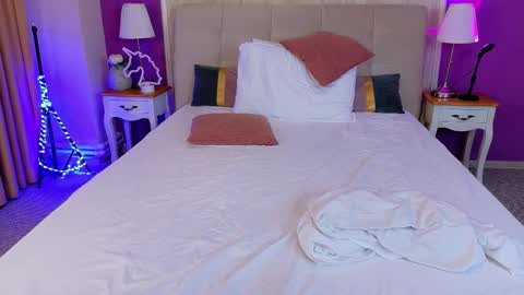 Snapshot of dd__shari chatting on February 9, 2026, 5:33 am Shari online show from February 9, 2026, 5:33 am