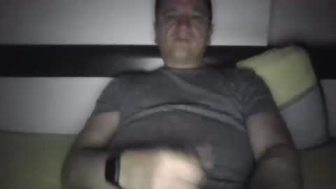 Play with me while I watch you german handsome squirtlover love small girls small tits big clit cut c2c shaved online show from April 6, 2026, 11:05 pm